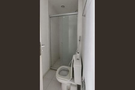 Banheiro de apartamento para alugar com 2 quartos, 64m² em Barra Olímpica, Rio de Janeiro