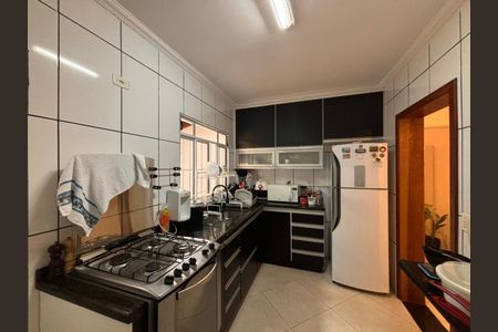 Cozinha de casa à venda com 2 quartos, 240m² em Santa Terezinha, São Bernardo do Campo