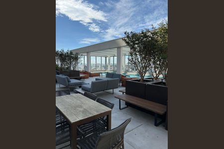 Studio à venda com 26m², 1 quarto e sem vagaPiscina