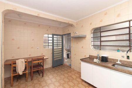 Casa à venda com 120m², 4 quartos e 2 vagasCozinha