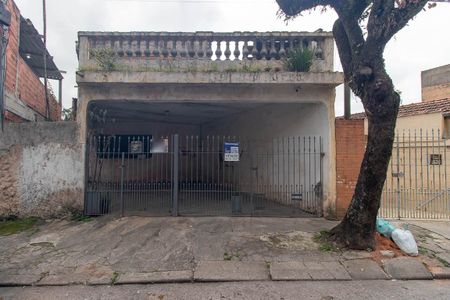 Casa à venda com 120m², 4 quartos e 2 vagasFachada