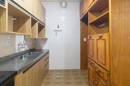 Apartamento à venda com 123m², 3 quartos e sem vagaCozinha e Área de Serviço
