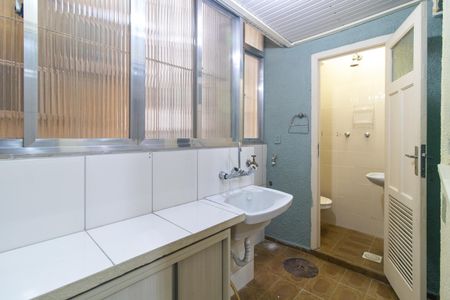Apartamento à venda com 123m², 3 quartos e sem vagaCozinha e Área de Serviço