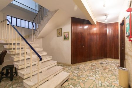 Apartamento à venda com 123m², 3 quartos e sem vagaHall social