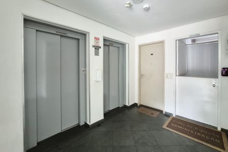 Apartamento à venda com 55m², 2 quartos e 1 vaga Apartamento à venda com 55m², 2 quartos e 1 vagaÁrea comum