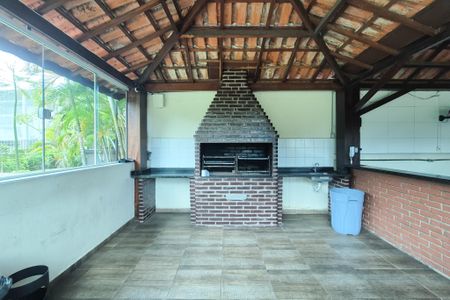 Apartamento à venda com 55m², 2 quartos e 1 vaga Apartamento à venda com 55m², 2 quartos e 1 vagaÁrea comum - Churrasqueira
