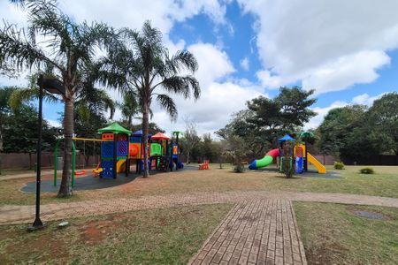 Apartamento à venda com 55m², 2 quartos e 1 vaga Apartamento à venda com 55m², 2 quartos e 1 vagaÁrea comum - Playground
