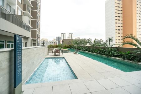 Apartamento à venda com 43m², 1 quarto e sem vagaPiscina