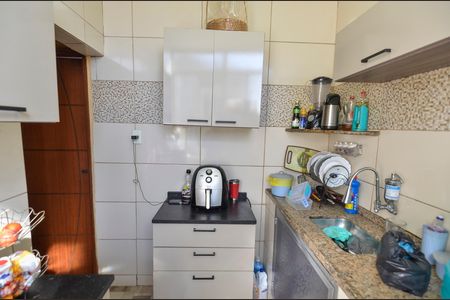 Apartamento à venda com 60m², 2 quartos e sem vagaCozinha e Área de Serviço