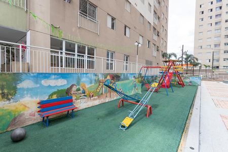 Apartamento à venda com 44m², 2 quartos e sem vaga Apartamento à venda com 44m², 2 quartos e sem vagaÁrea comum - Playground