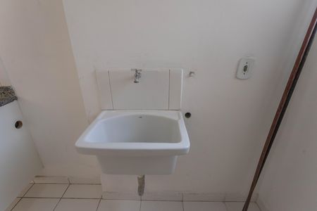 Apartamento à venda com 44m², 2 quartos e sem vaga Apartamento à venda com 44m², 2 quartos e sem vagaÁrea de serviço