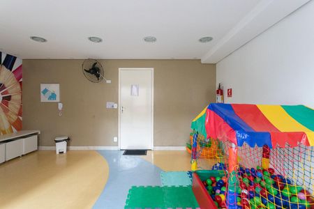 Apartamento à venda com 44m², 2 quartos e sem vaga Apartamento à venda com 44m², 2 quartos e sem vagaBrinquedoteca