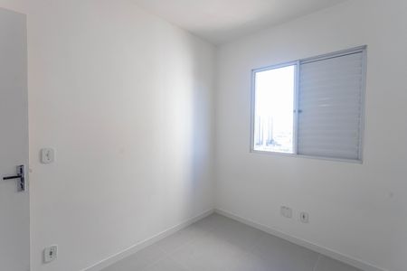 Quarto 1 de apartamento à venda com 2 quartos, 44m² em Canhema, Diadema