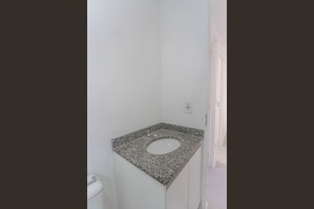 Apartamento à venda com 44m², 2 quartos e sem vaga Apartamento à venda com 44m², 2 quartos e sem vagaBanheiro