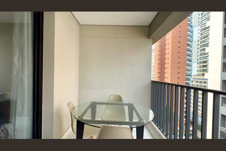 Studio para alugar com 34m², 1 quarto e sem vagaVaranda