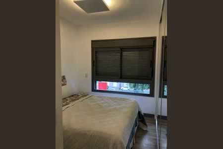 Suíte de apartamento à venda com 3 quartos, 95m² em Vila Olímpia, São Paulo