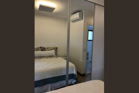 Suíte de apartamento à venda com 3 quartos, 95m² em Vila Olímpia, São Paulo
