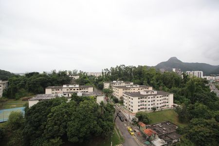 Apartamento à venda com 60m², 2 quartos e 1 vagaQuarto 1 - Vista