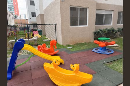 Apartamento à venda com 32m², 2 quartos e sem vaga Apartamento à venda com 32m², 2 quartos e sem vagaÁrea comum
