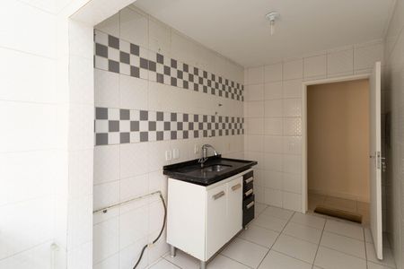 Apartamento para alugar com 90m², 2 quartos e 1 vaga Apartamento para alugar com 90m², 2 quartos e 1 vagaCozinha - Armários