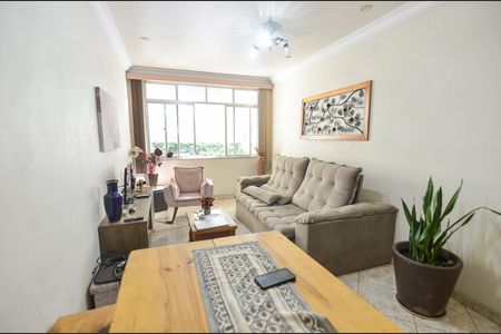 Apartamento à venda com 89m², 3 quartos e 1 vaga Apartamento à venda com 89m², 3 quartos e 1 vagaSala