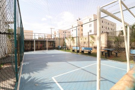 Apartamento para alugar com 54m², 2 quartos e 1 vagaÁrea comum  - Quadra Esportiva