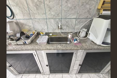 Casa de condomínio à venda com 171m², 5 quartos e 1 vaga