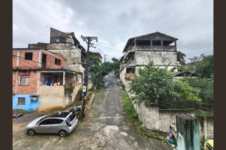 Casa de condomínio à venda com 171m², 5 quartos e 1 vaga