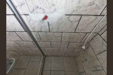 Casa de condomínio à venda com 171m², 5 quartos e 1 vaga