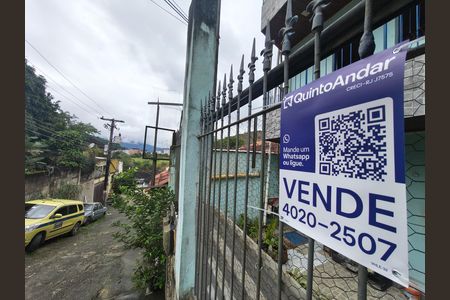 Casa de condomínio à venda com 171m², 5 quartos e 1 vaga