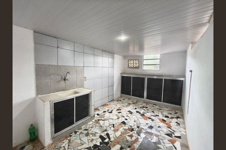 Casa de condomínio à venda com 171m², 5 quartos e 1 vaga