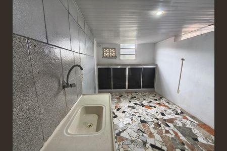 Casa de condomínio à venda com 171m², 5 quartos e 1 vaga