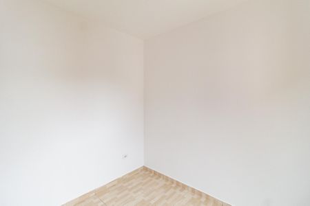 Quarto de casa para alugar com 1 quarto, 30m² em Jardim Marilu, Carapicuíba