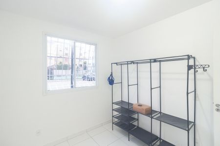 Quarto 2 de apartamento para alugar com 2 quartos, 44m² em Santa Cruz, Rio de Janeiro