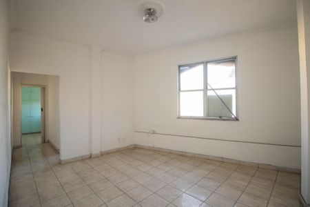 Sala de apartamento para alugar com 1 quarto, 60m² em Venda da Cruz, São Gonçalo