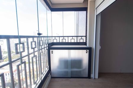 Studio à venda com 30m², 1 quarto e sem vaga Studio à venda com 30m², 1 quarto e sem vagaVaranda