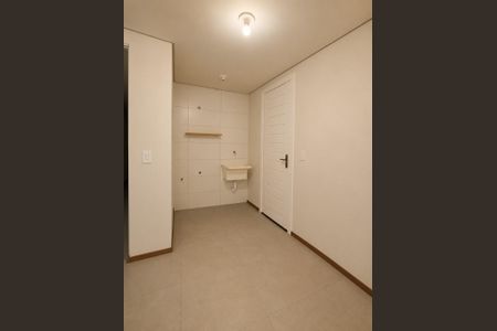 Área de serviço de casa de condomínio para alugar com 2 quartos, 55m² em Ponta Grossa, Porto Alegre
