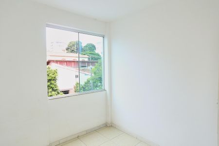 Quarto de apartamento para alugar com 2 quartos, 60m² em Sagrada Família, Belo Horizonte