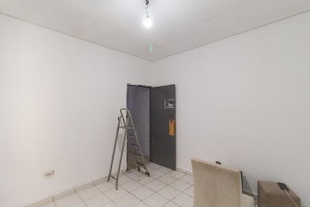 Quarto de casa para alugar com 1 quarto, 20m² em Vila Santa Terezinha, Carapicuíba