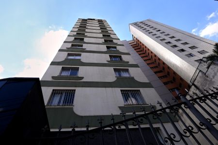 Apartamento para alugar com 197m², 3 quartos e 1 vagaFachada