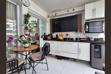 Apartamento à venda com 66m², 2 quartos e 1 vaga