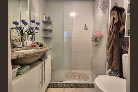 Apartamento à venda com 66m², 2 quartos e 1 vaga