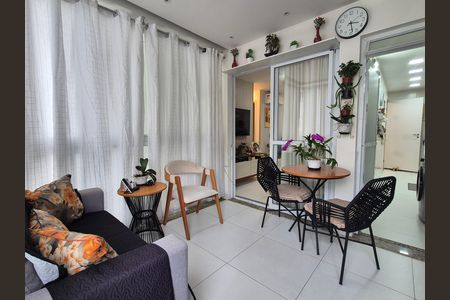 Apartamento à venda com 66m², 2 quartos e 1 vaga