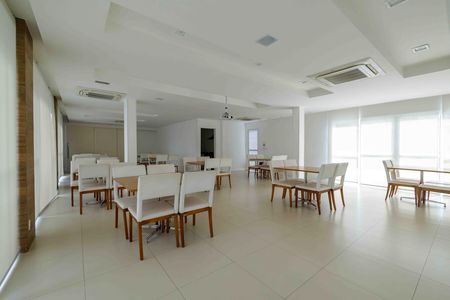 Apartamento à venda com 66m², 2 quartos e 1 vaga