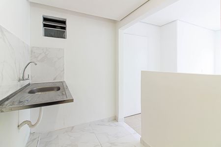Cozinha de casa para alugar com 1 quarto, 15m² em Barra Funda, São Paulo