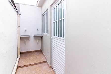 Casa para alugar com 15m², 1 quarto e sem vaga Casa para alugar com 15m², 1 quarto e sem vagaÁrea externa / Área de Serviço