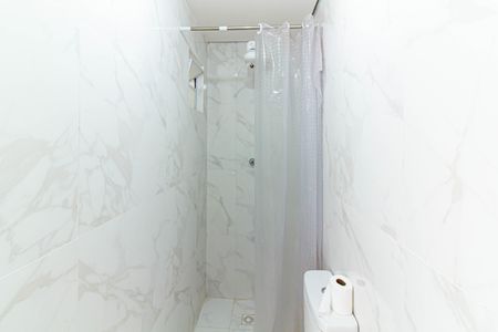 Casa para alugar com 15m², 1 quarto e sem vaga Casa para alugar com 15m², 1 quarto e sem vagaBanheiro