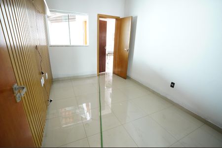 Casa para alugar com 239m², 3 quartos e 4 vagas