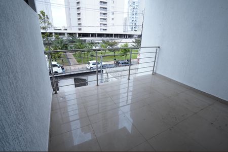 Casa para alugar com 239m², 3 quartos e 4 vagas