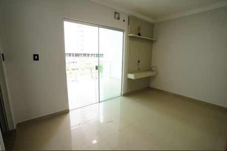 Casa para alugar com 239m², 3 quartos e 4 vagas